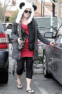 Pictures of Pregnant Pink in Malibu