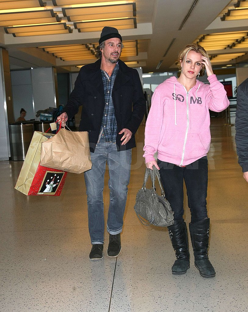 Britney Spears and Jason Trawick Stay Secure at JFK Britney Spears and Jason Trawick Stay Secure at JFK