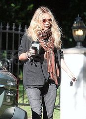 Pictures of Mary-Kate Olsen in Santa Monica Pictures of Mary-Kate Olsen in Santa Monica