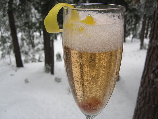 Classic Champagne Cocktail Recipe 2010-12-30 14:11:03
