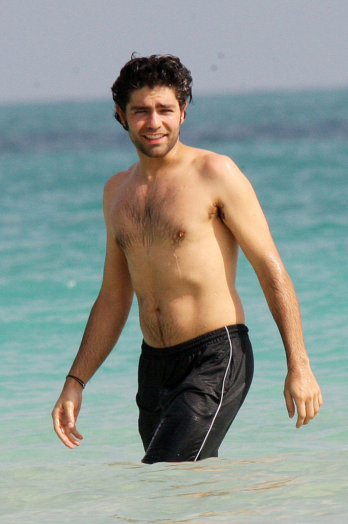 Pictures of Entourage Star Adrian Grenier Shirtless in Miami 2011 Pictures of Entourage Star Adrian Grenier Shirtless in Miami 2011
