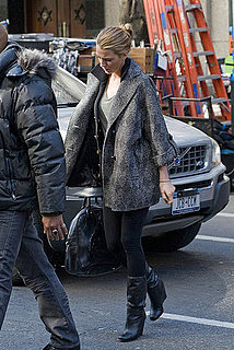 Pictures of Blake Lively on Set of Gossip Girl as She is Confirmed as Face of Chanel 2011-01-05 14:35:00