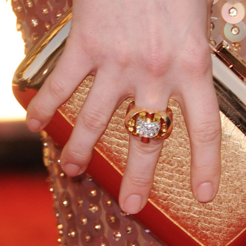 Celebs Went With Nude Nails For the Golden Globes in 2011