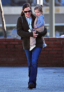 Pictures of Jennifer Garner With Violet and Seraphina at the Dentist