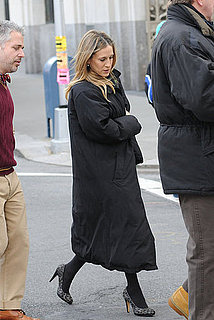 Pictures of Sarah Jessica Parker and Kelsey Grammer on Set in New York 2011-01-20 13:31:15