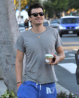 Pictures of New Dad Orlando Bloom Grabbing Coffee After the Birth of His Son Flynn