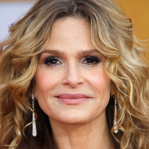 Kyra Sedgwick's SAG Awards Makeup: Step-by-Step Tutorial Kyra Sedgwick's SAG Awards Makeup: Step-by-Step Tutorial
