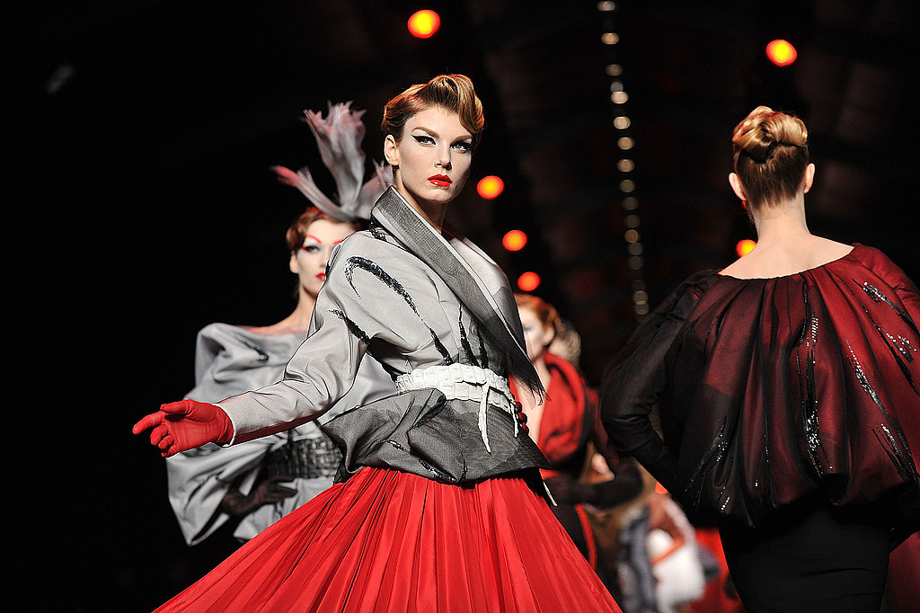 Photos of Christian Dior Spring 2011 Haute Couture Photos of Christian Dior Spring 2011 Haute Couture