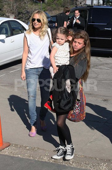 Nicole Goes From Clubbing With Samantha to the Theater With Harlow Nicole Goes From Clubbing With Samantha to the Theater With Harlow