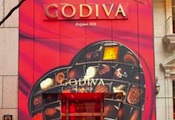 Godiva Chocolate's NYC Fifth Avenue Pop-Up Store Offers Valentine's Day Chocolate and Personalized Candy