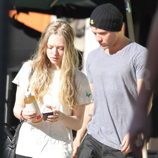 Amanda Seyfried and Ryan Phillippe Juice Up Their Romance Amanda Seyfried and Ryan Phillippe Juice Up Their Romance