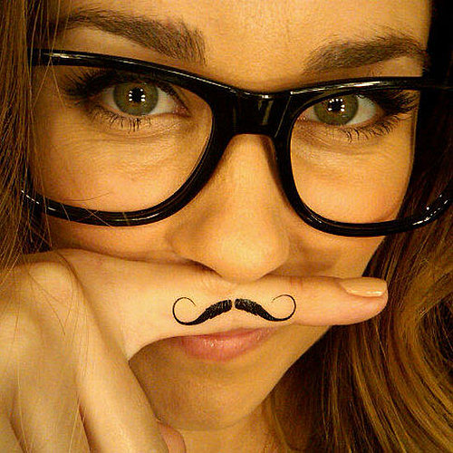 Lauren Conrad posed with a silly accessory.
Source: Twitter user laurenconrad
Lauren Conrad posed with a silly accessory.
Source: Twitter user laurenconrad