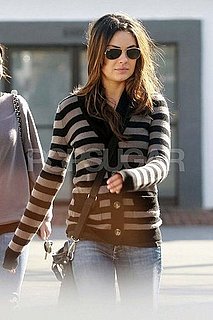 Pictures of Mila Kunis Having Lunch in LA