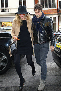 Pictures of Kate Moss and Jamie Hince Shopping For Jewelry in London