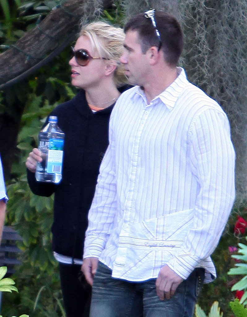 Britney Spears Stays Hard at Work on Femme Fatale Britney Spears Stays Hard at Work on Femme Fatale