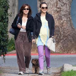 Moms of Oscar Nominees to Tweet During the Awards