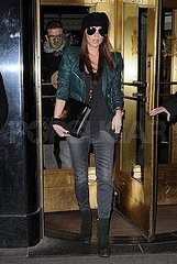 Pictures of Victoria Beckham and David Beckham Leaving Their NYC Hotel Pictures of Victoria Beckham and David Beckham Leaving Their NYC Hotel