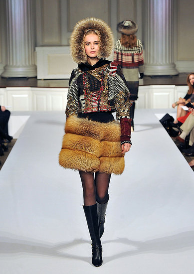 Fall 2011 New York Fashion Week: Oscar de la Renta 2011-02-16 16:10:43 Fall 2011 New York Fashion Week: Oscar de la Renta 2011-02-16 16:10:43