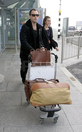 Pictures of Jude Law Arriving in London to See Sienna Miller Pictures of Jude Law Arriving in London to See Sienna Miller