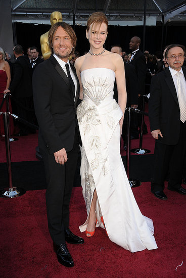 Pictures of Nicole Kidman on the Red Carpet at the 2011 Oscars 2011-02-27 16:46:31