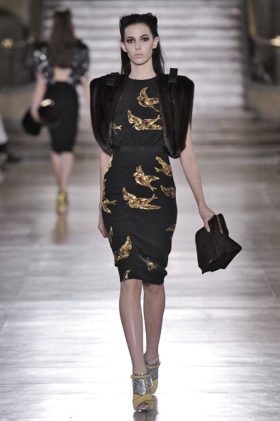 Fall 2011 Paris Fashion Week: Miu Miu 2011-03-09 15:01:42 Fall 2011 Paris Fashion Week: Miu Miu 2011-03-09 15:01:42