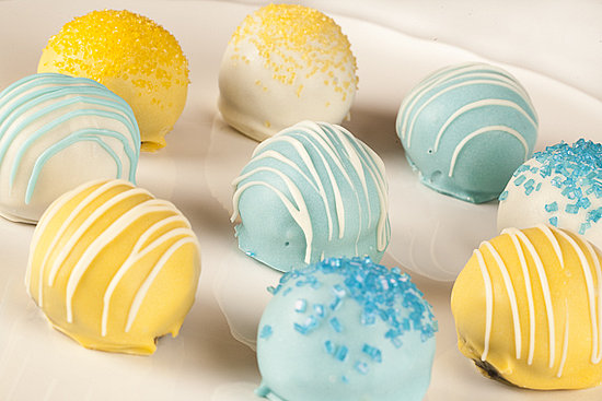 Twelve Oaks Bakery: Cake Bites and Other Mini Desserts Provide Delicious Sugar High
