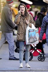 Pictures of Keri Russell Shopping in NYC