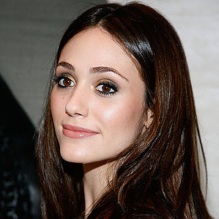 How to Wear a Gold and Black Smoky Eye Makeup Look