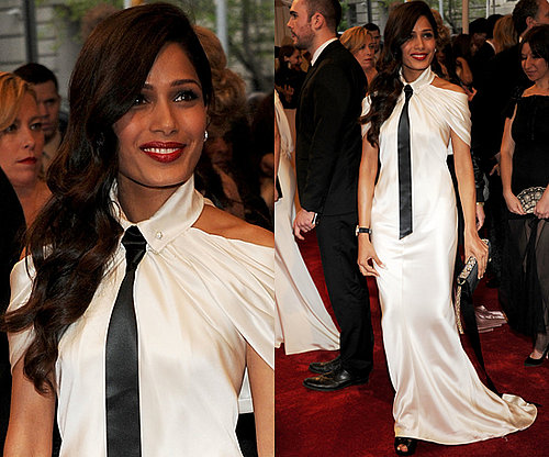 Freida Pinto in Chanel at the 2011 Met Gala 2011-05-02 17:42:12