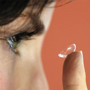 Tips For Summer Contact Lens Wearers