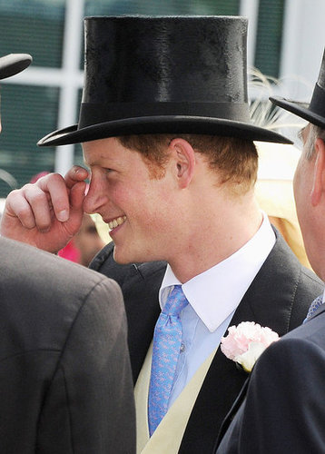 Prince William and Lovely Kate Middleton Join the Queen and Family at the Epsom Derby Prince William and Lovely Kate Middleton Join the Queen and Family at the Epsom Derby