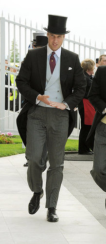 Prince William and Lovely Kate Middleton Join the Queen and Family at the Epsom Derby Prince William and Lovely Kate Middleton Join the Queen and Family at the Epsom Derby
