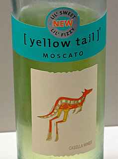2011 Yellow Tail Moscato Review