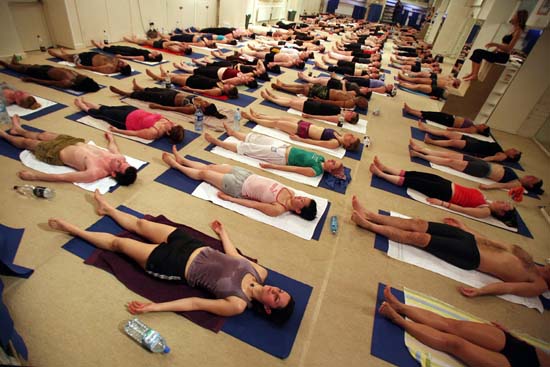 Bikram Yoga Seacliff: 26 Poses in Healing Heat