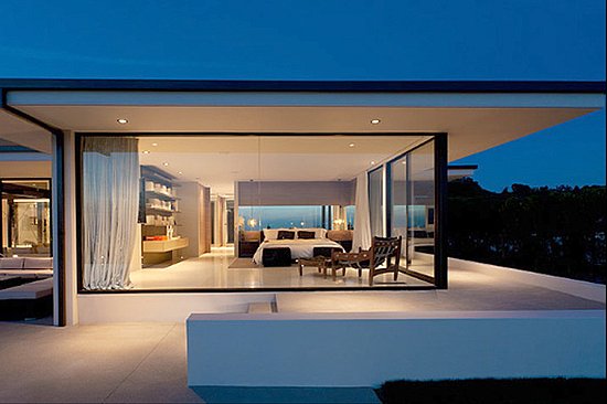Vera Wang Beverly Hills Home [Pictures]
