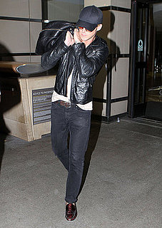 Ryan Gosling Pictures Looking Hot at LAX