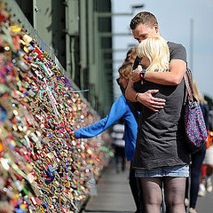 Pictures of Love Padlocks Around the World