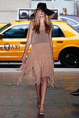 DKNY Spring 2012