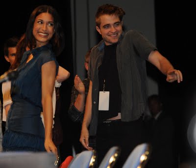Julia Jones talks about Working With Rob & Taylor