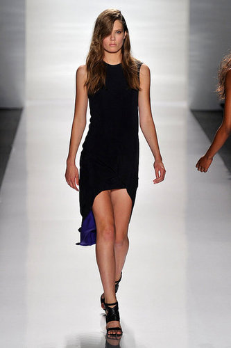 Effortless, minimalist sexiness from J.Mendel.
Effortless, minimalist sexiness from J.Mendel.