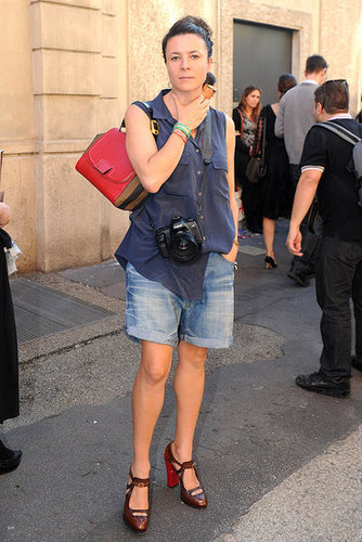 Garance Doré got snapped in boyfriend shorts and cute pumps.
Garance Doré got snapped in boyfriend shorts and cute pumps.