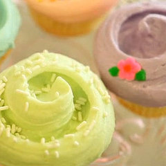 Easy Ways to Frost Cupcakes