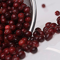 What to Eat to Prevent a Urinary Tract Infection What to Eat to Prevent a Urinary Tract Infection
