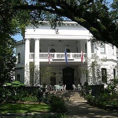 10 Haunted Houses in New Orleans