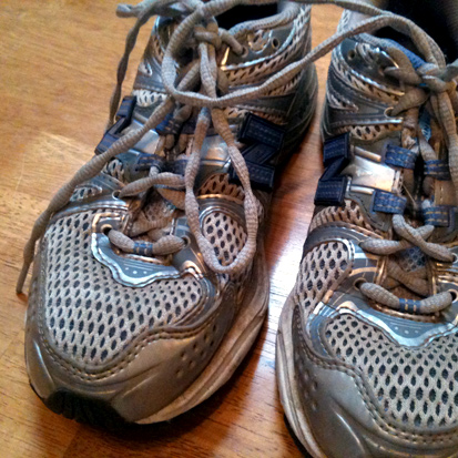 How to Increase Life of Running Shoes