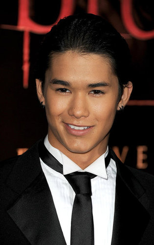 See All the Stars Arriving at the Breaking Dawn Premiere! See All the Stars Arriving at the Breaking Dawn Premiere!