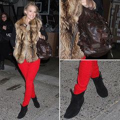 Molly Sims Wearing Red Jeans November 2011 Molly Sims Wearing Red Jeans November 2011