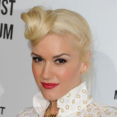 Gwen Stefani's Side Top Knot Gwen Stefani's Side Top Knot