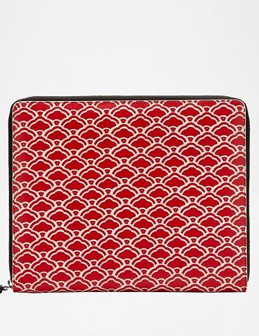 "My mom’s favorite phrase is 'Sent from my iPad,' but she has yet to get herself a chic carrying case. Since she also has a thing for DVF dresses and prints, she'll love this cute, eye-catching case." — Liza Kaplan, FabSugar associate producer
Diane von Furstenberg iPad Case ($135)
"My mom’s favorite phrase is 'Sent from my iPad,' but she has yet to get herself a chic carrying case. Since she also has a thing for DVF dresses and prints, she'll love this cute, eye-catching case." — Liza Kaplan, FabSugar associate producer
Diane von Furstenberg iPad Case ($135)