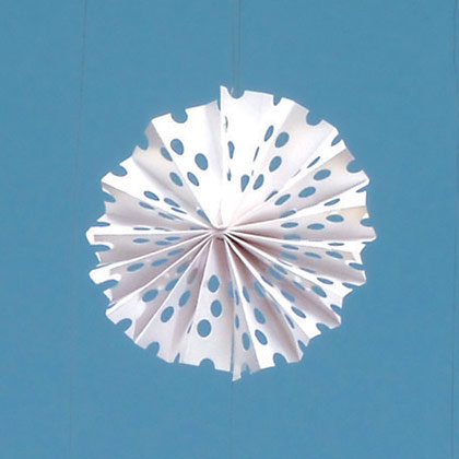 Fan-Tastic Snowflakes Fan-Tastic Snowflakes